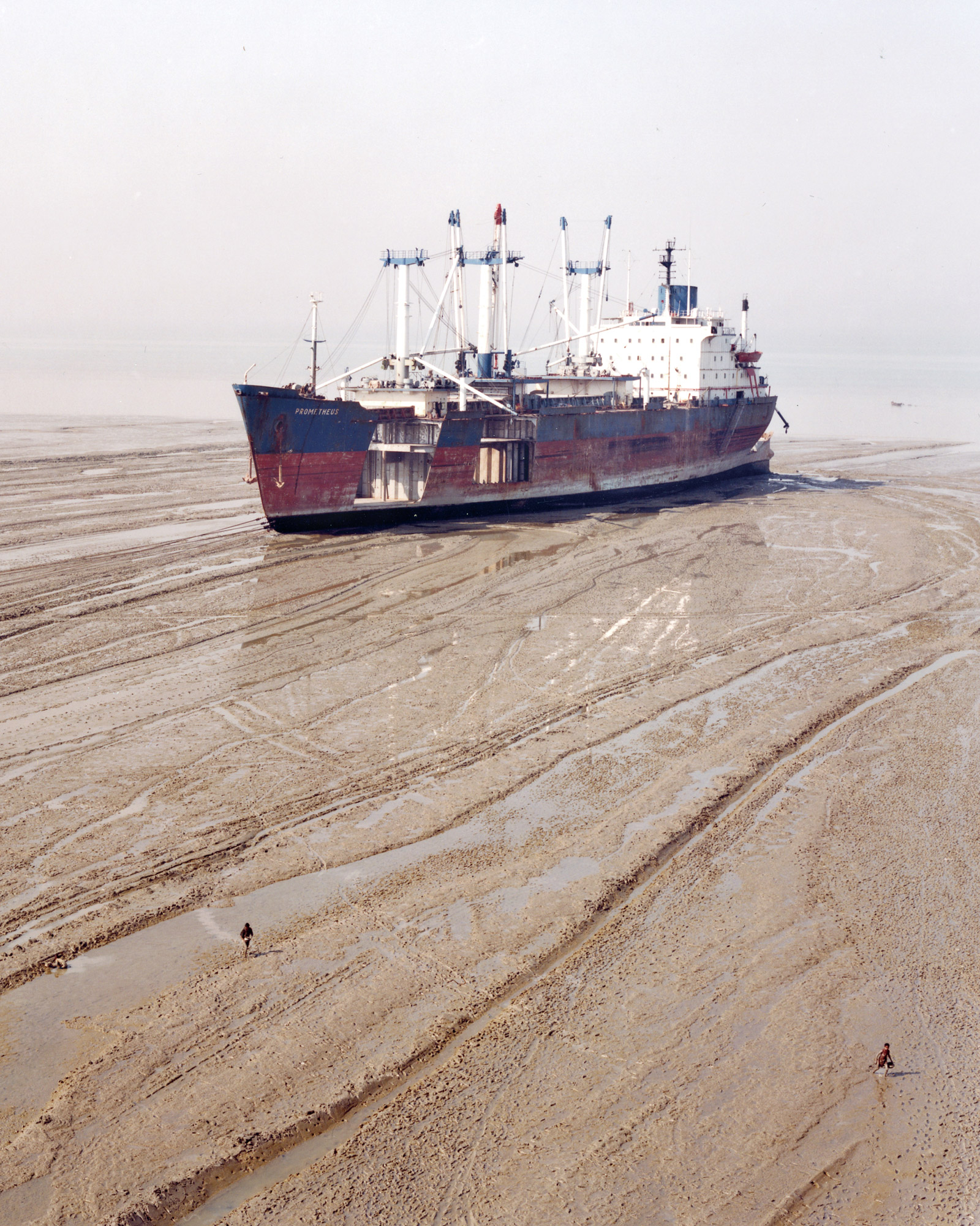 A two thousand one photograph by Edward Burtynsky titled 