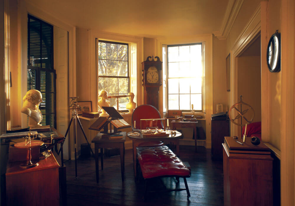A photograph of a room at Monticello.