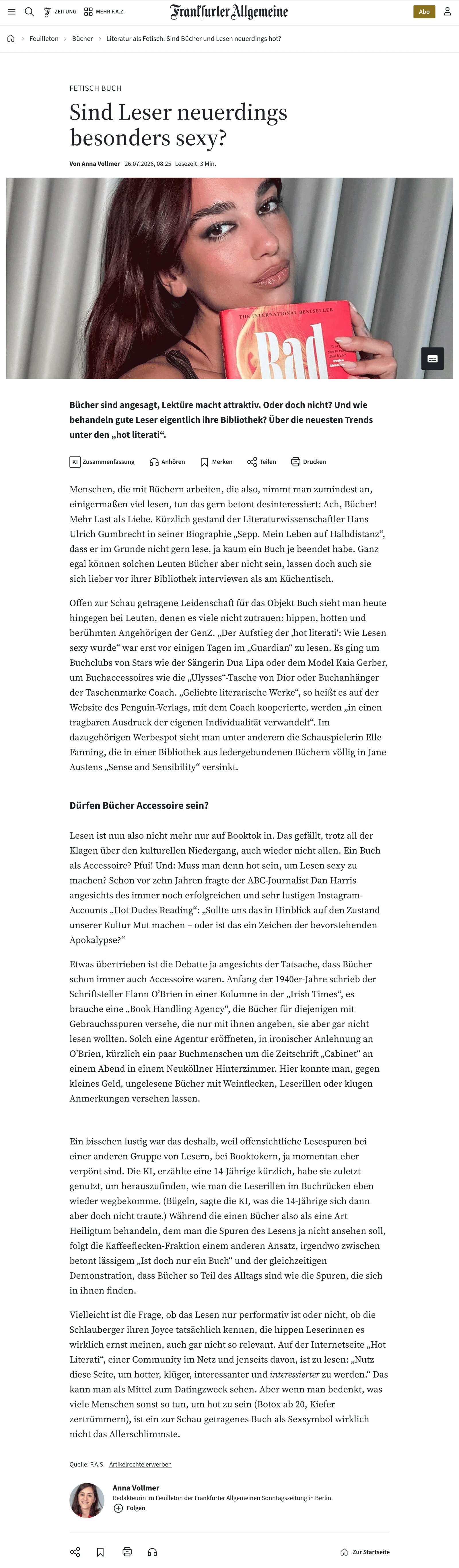 Screenshot of a Frankfurter Allgemeine article titled “Literatur als Fetisch: Sind Leser neuerdings besonders sexy?” The article’s top photo shows Dua Lipa holding a book from her book club.