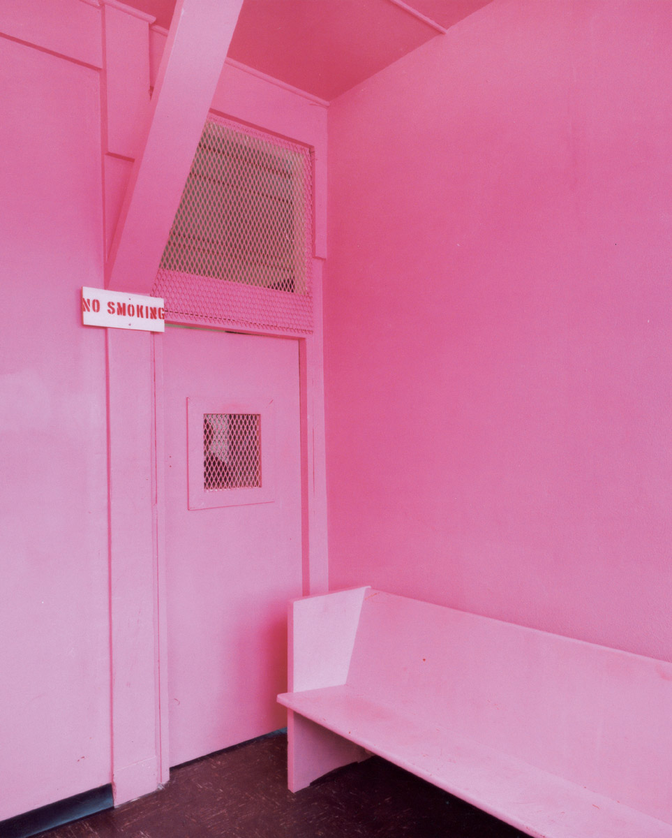 A photograph of a cell at the US Naval Correctional Facility in Seattle, Washington, the first to be painted Baker-Miller pink.