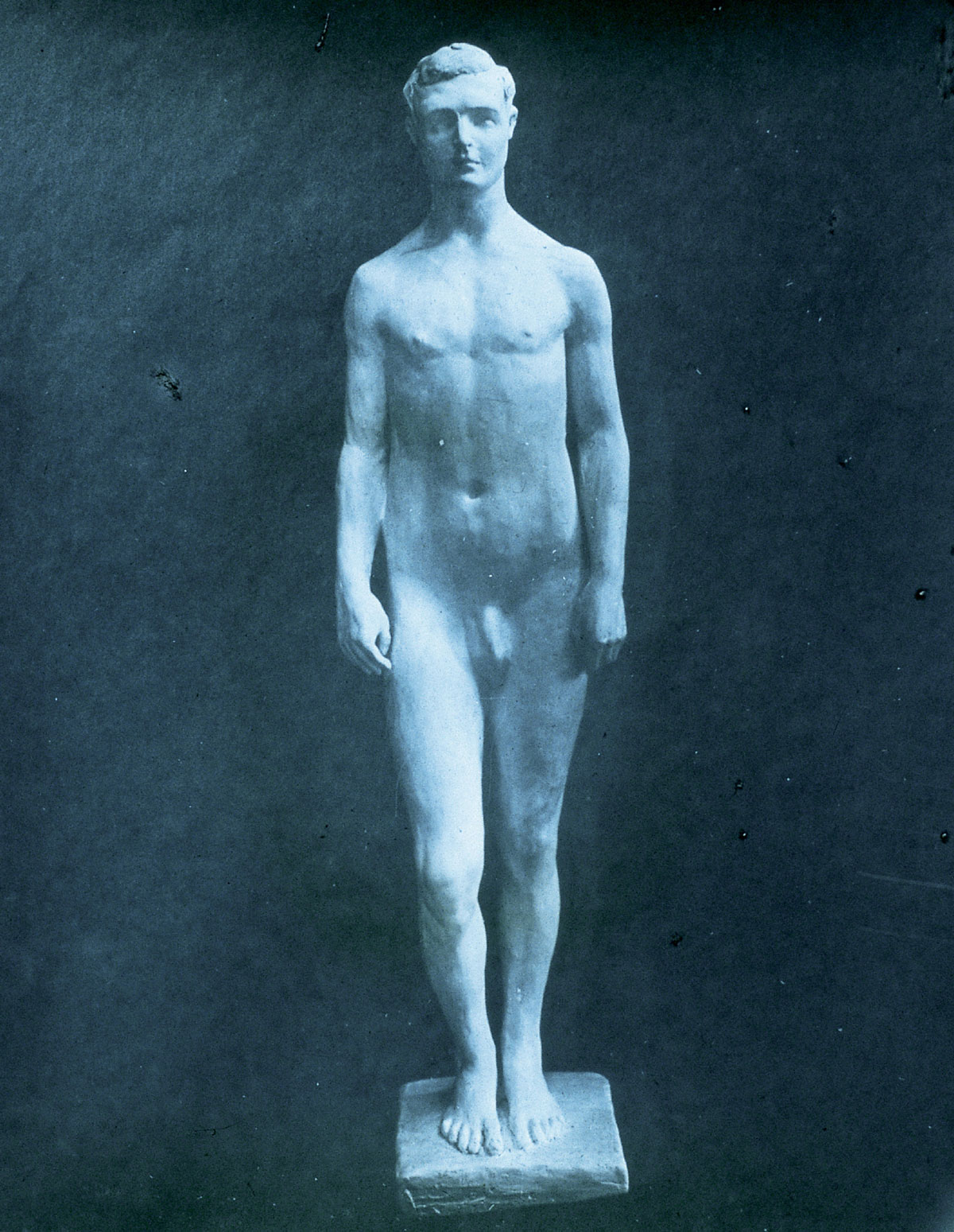 A photograph of Jane Davenport’s plaster statuette of man, sculpted with the average proportions of 100,000 white soldiers as determined by the United States War Department.