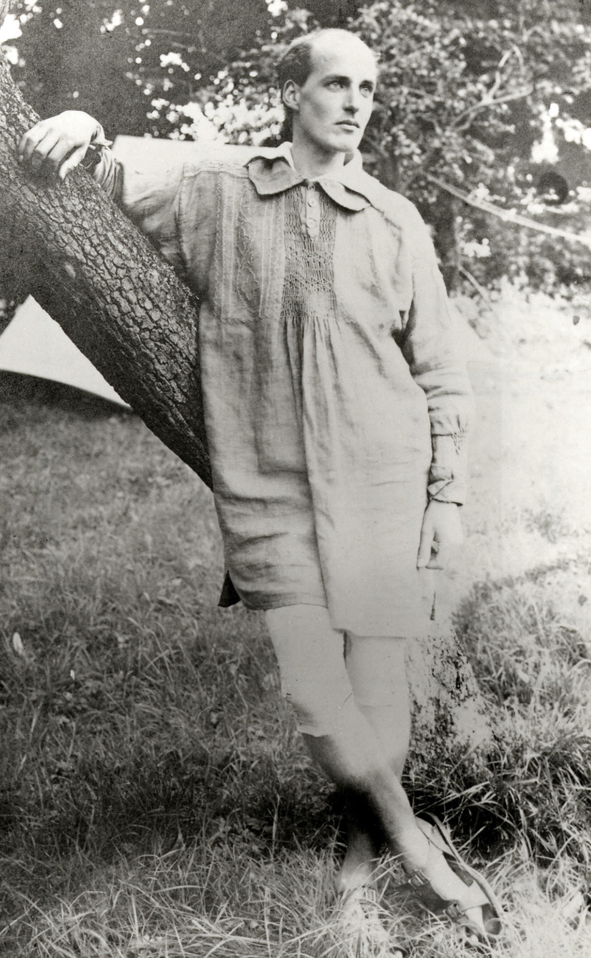 Andrew Muir, consultant architect to the Garden City, wearing what was referred to at the time as “rational dress.” Courtesy First Garden City Heritage Museum of the Letchworth Garden City Heritage Foundation.
