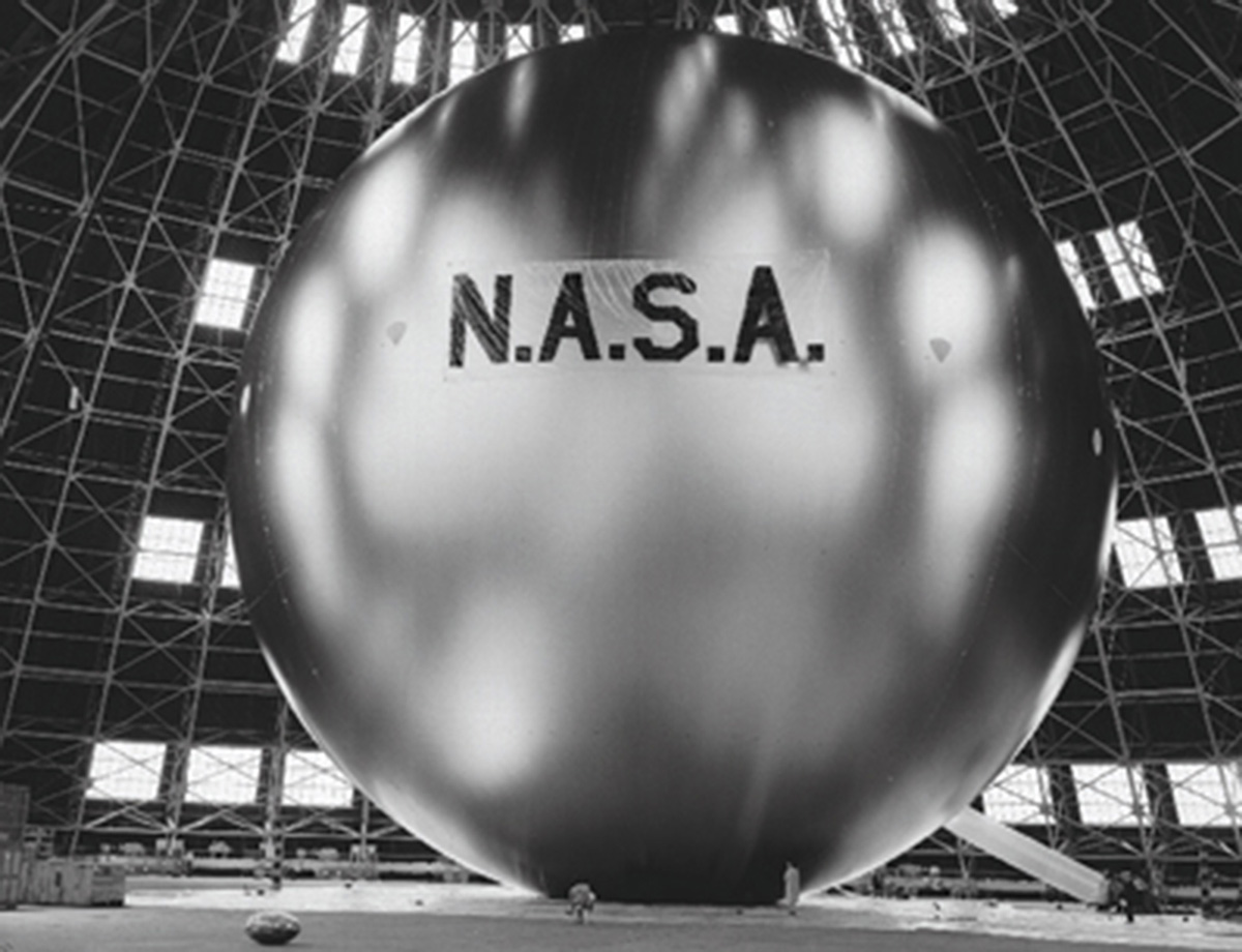 A photograph of NASA’s Echo 1.