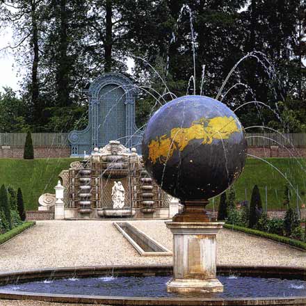 A photograph of Daniel Marot’s Celestial Sphere Fountain, Netherlands.