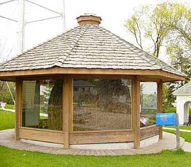 A photograph of Francis Johnson’s twine ball.