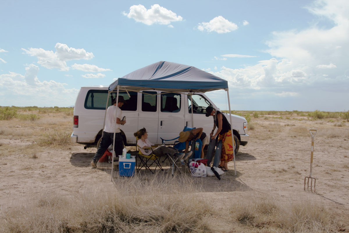 A 2009 photograph showing the reconstruction of Cabnetlandia in the desert outside Deming, New Mexico. 