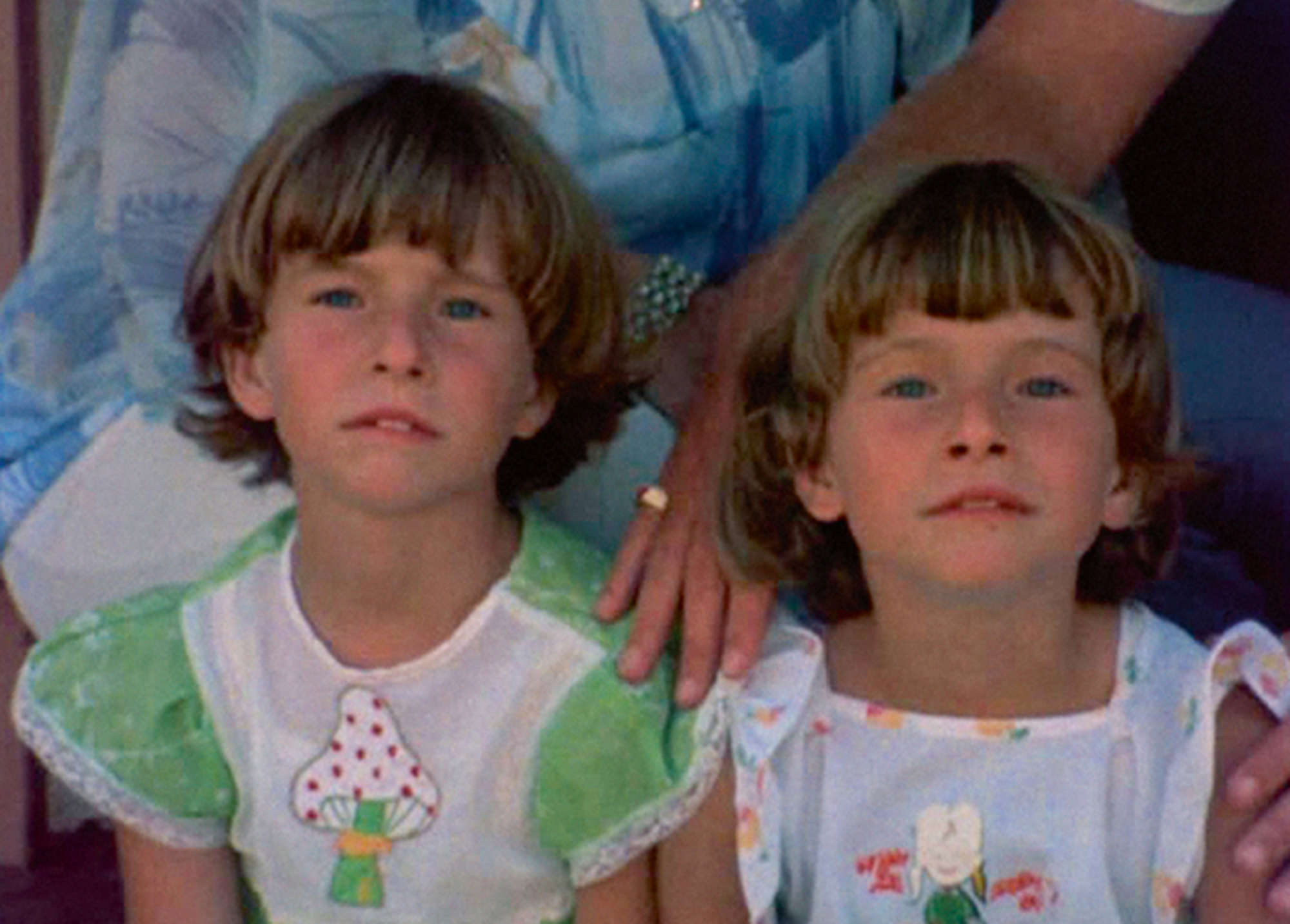 A film still from Jean-Pierre Gorin’s nineteen eighty “Poto and Cabengo,” depicting Grace and Virginia Kennedy.