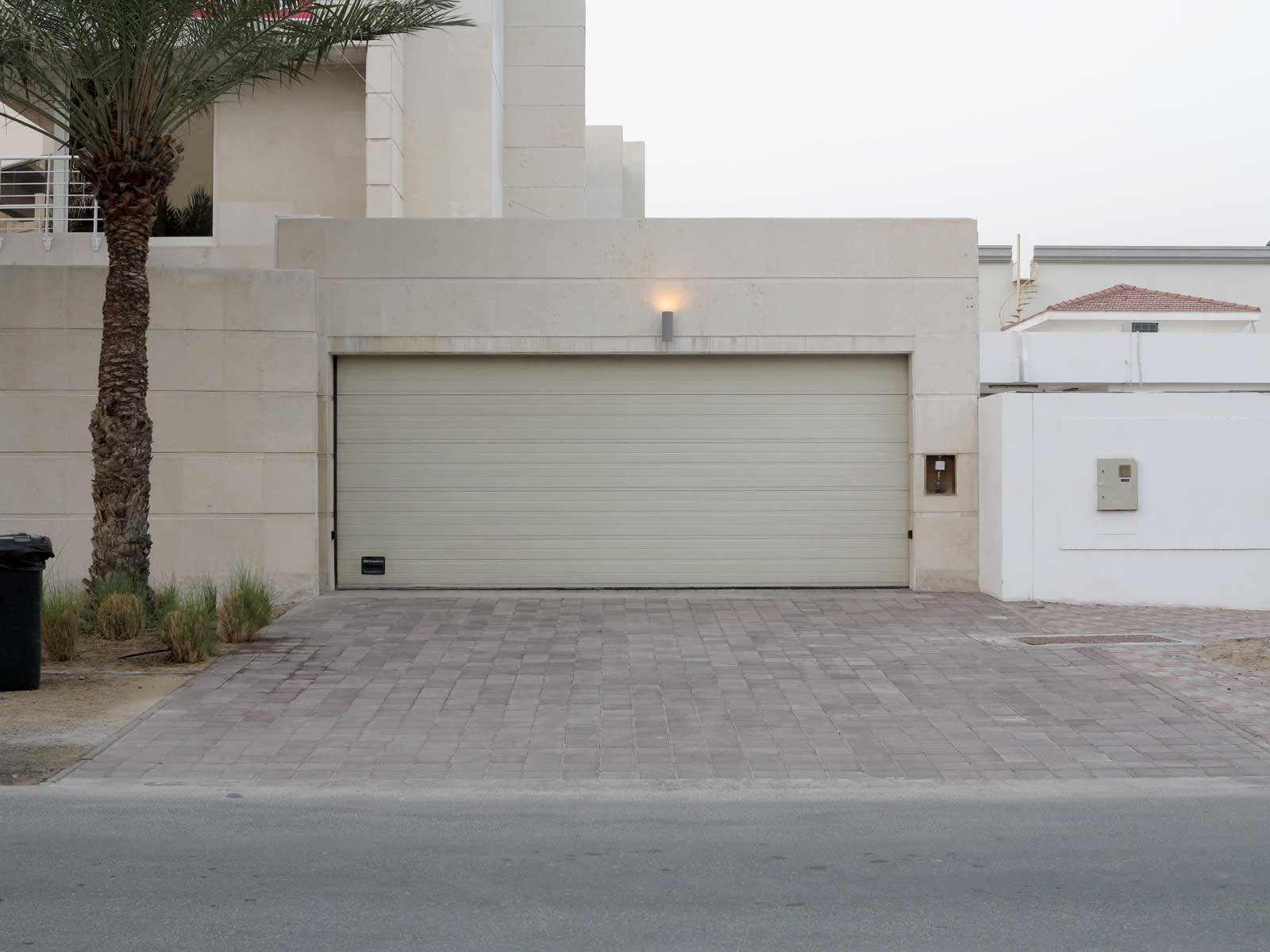 Photograph of the backdoor of an embassy.