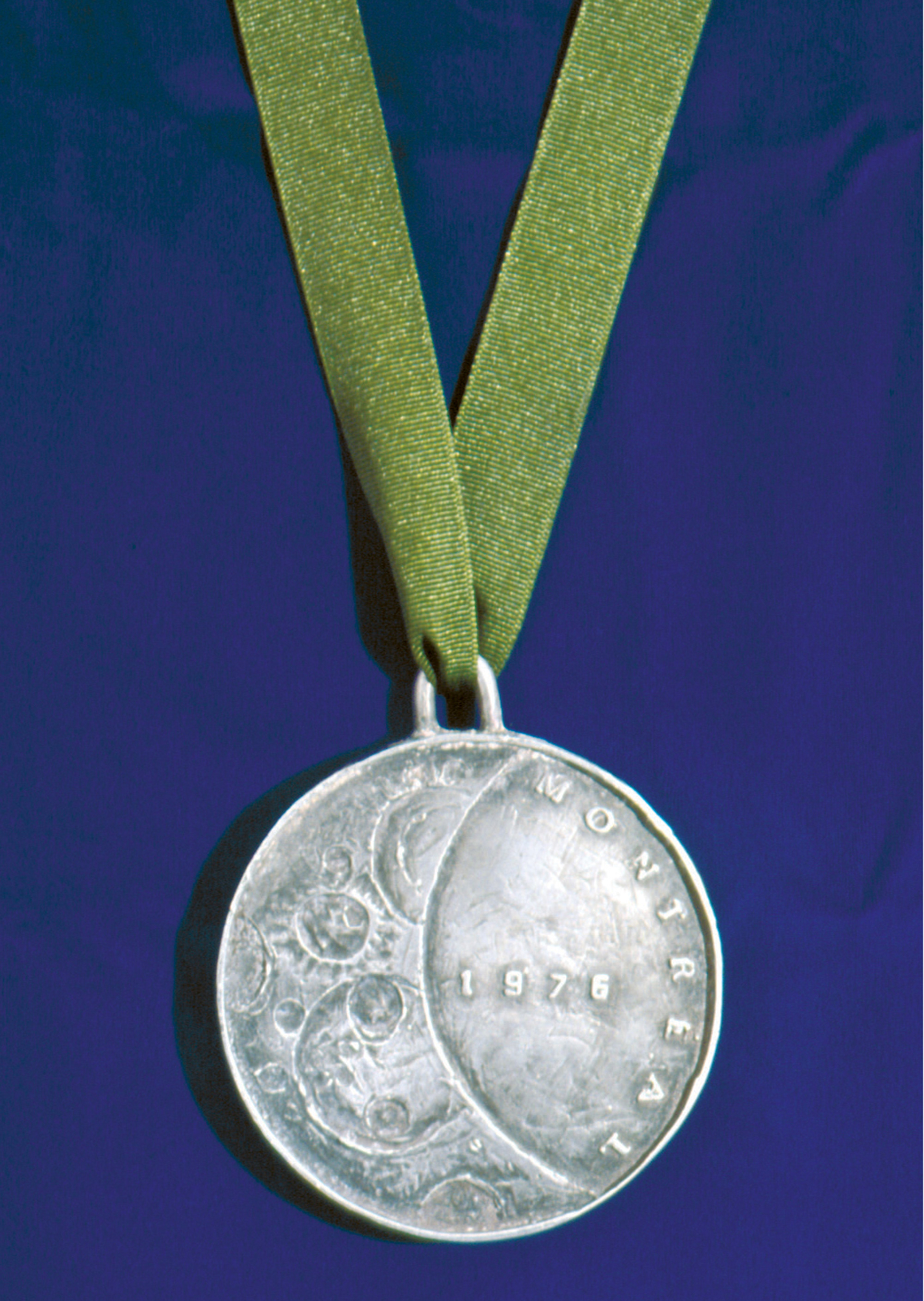 A photograph of the back of the medal.